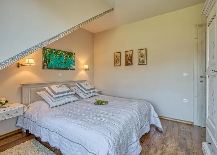 Apartments Apart Bled شقة بليد